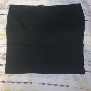 Black mini skirt with zipper body con size large🖤
